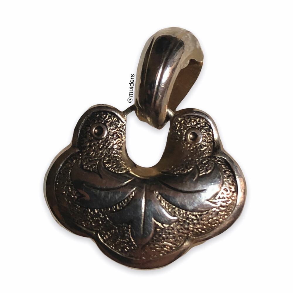Vintage Silver Tone Ornate Art Deco Charm or Pendant Jewelry